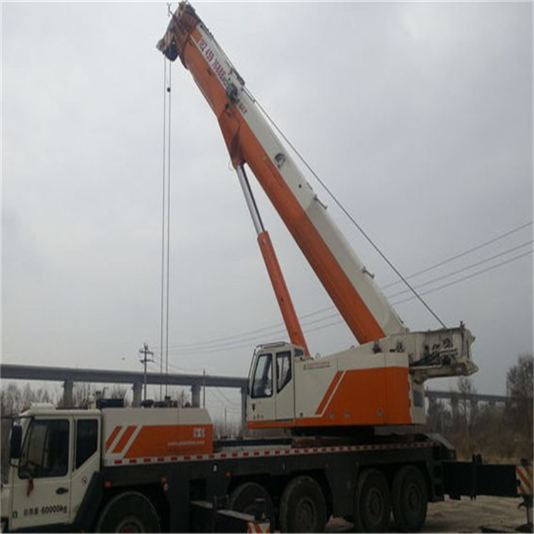 修水12吨吊车能吊多少米高